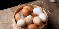 Россиянам рассказали о ценах на яйца перед Пасхой